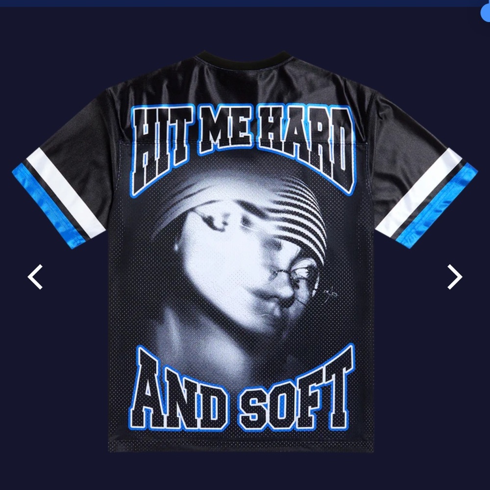 Billie Eilish Be Blue Hit Me Hard and Soft: The Tour Black Jersey Size Small